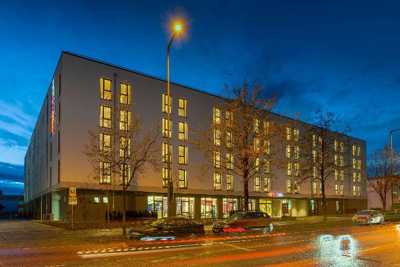 هتل Ramada Encore By Wyndham Munich Messe