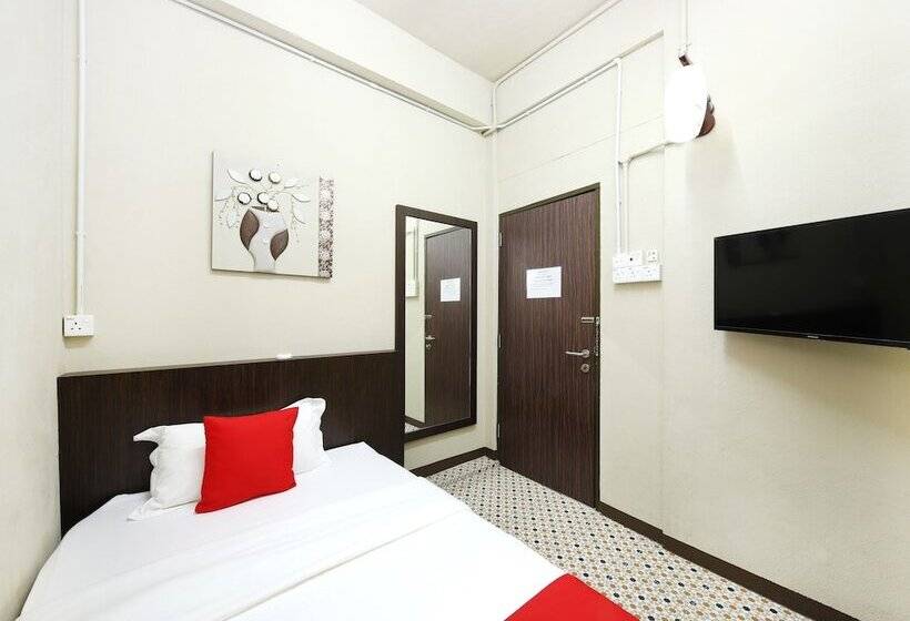 ホテル Oyo 507 Aikka