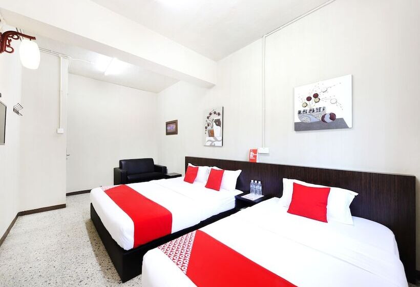 ホテル Oyo 507 Aikka