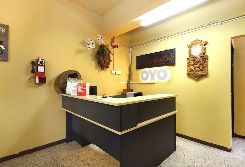 ホテル Oyo 507 Aikka