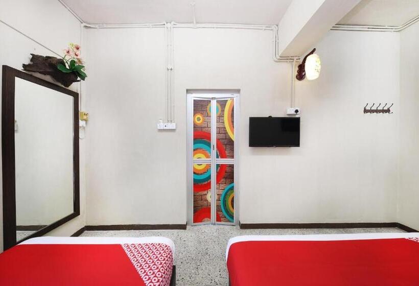 ホテル Oyo 507 Aikka