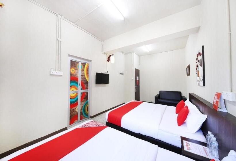 ホテル Oyo 507 Aikka