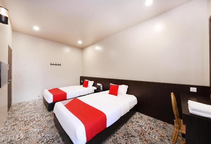 ホテル Oyo 507 Aikka