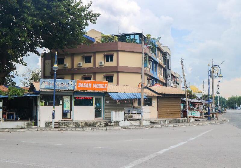 ホテル Oyo 507 Aikka