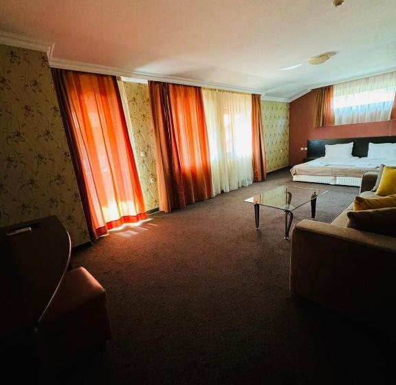 호텔 Restaurant Almond