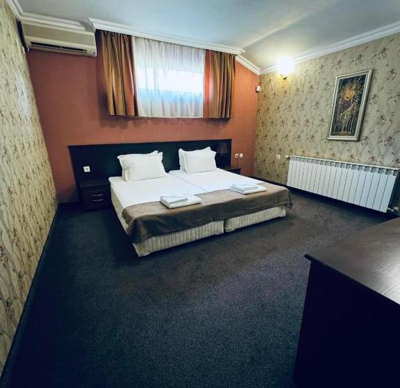 호텔 Restaurant Almond