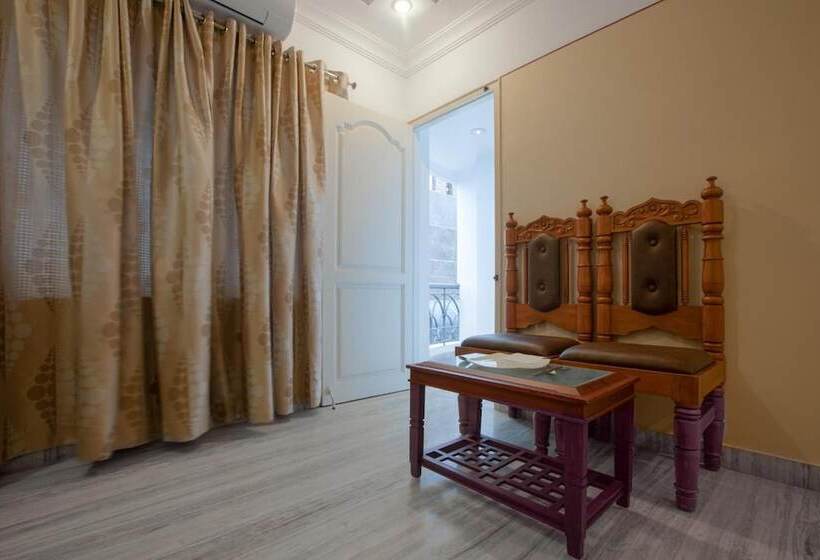 فندق Vashanth Krishna