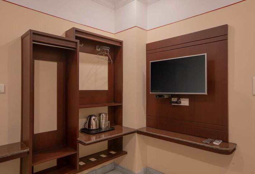 فندق Vashanth Krishna