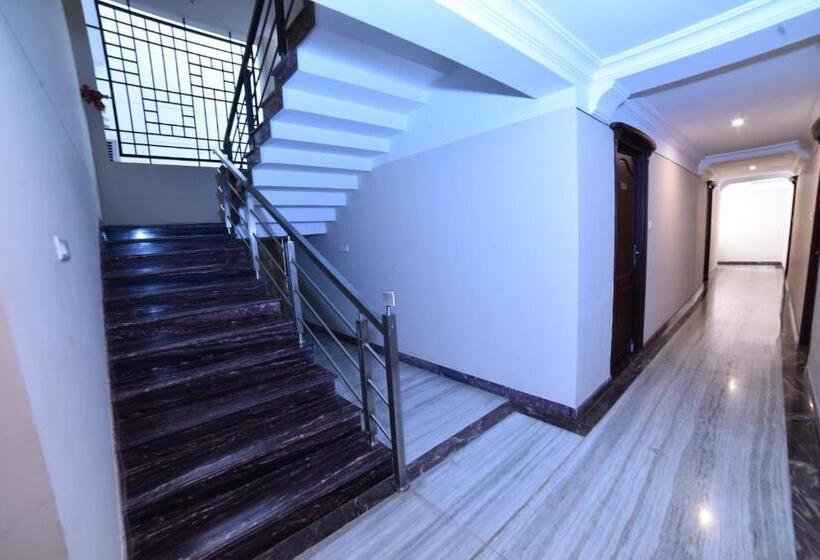 فندق Vashanth Krishna