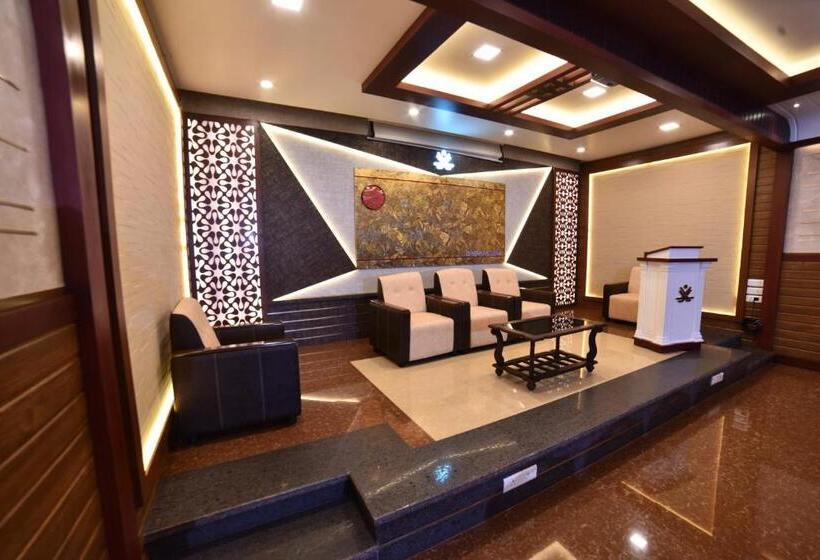 فندق Vashanth Krishna