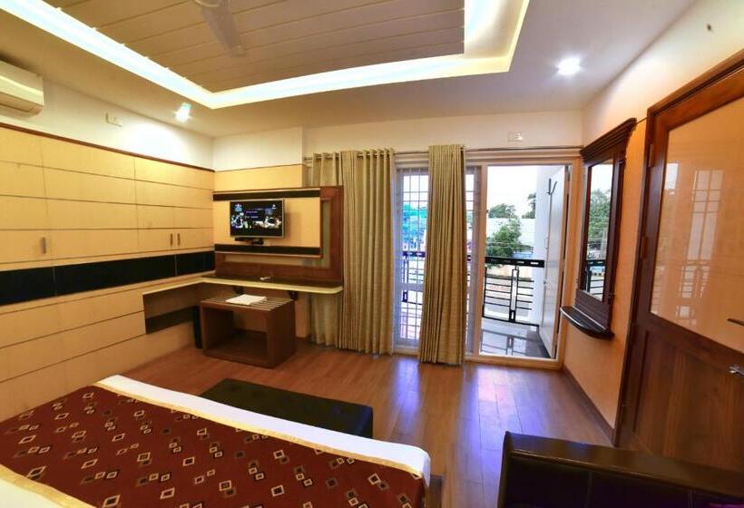 فندق Vashanth Krishna