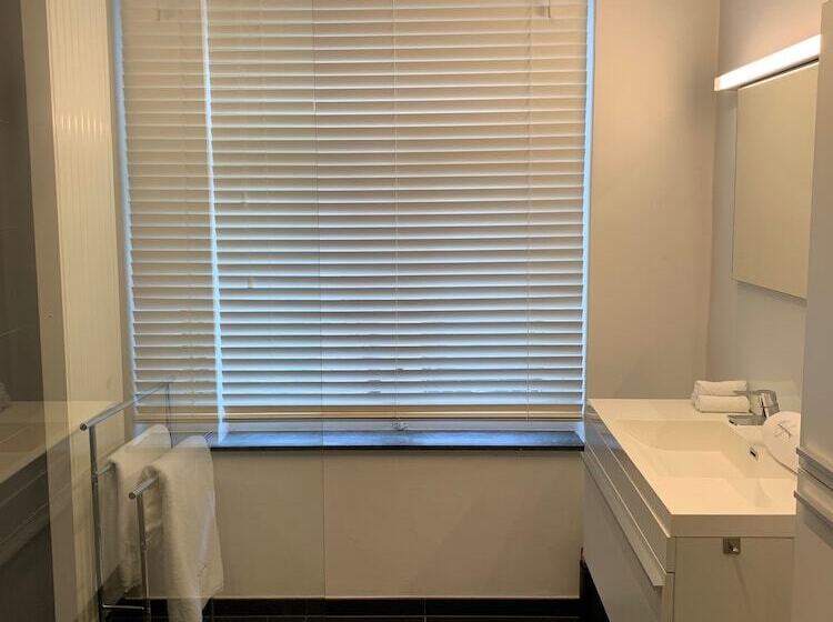 ペンション A Flemish Tale