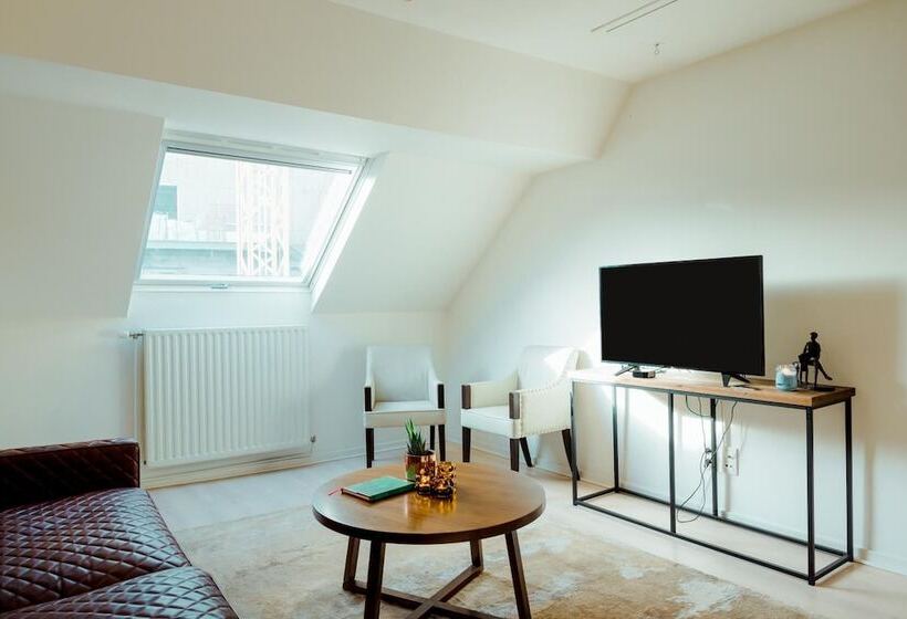 ペンション A Flemish Tale