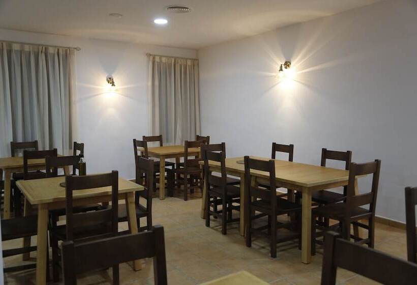 פנסיון Hostal Caballero