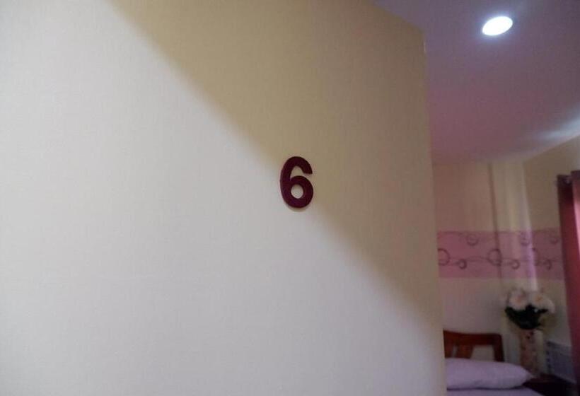 هاستل Nellie S Place