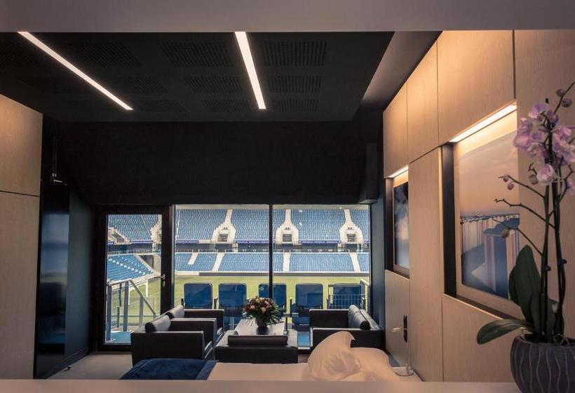 Отель 1872 Stadium