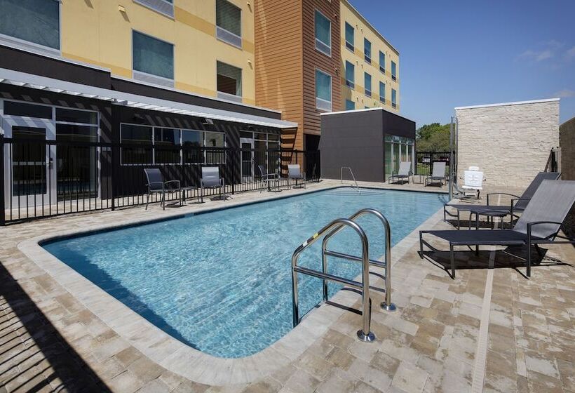 ホテル Fairfield Inn & Suites By Marriott Tampa Wesley Chapel