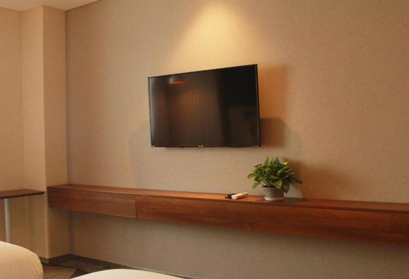 בית מלון כפרי Holiday Inn Express Harbin Nangang