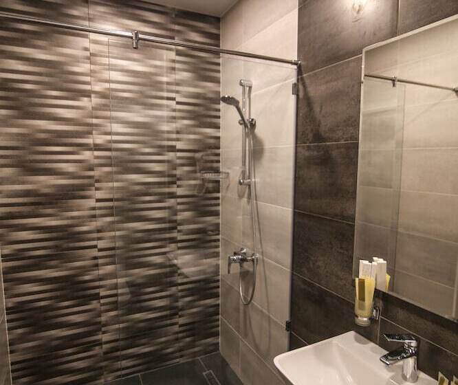 בית מלון כפרי Lider Complex