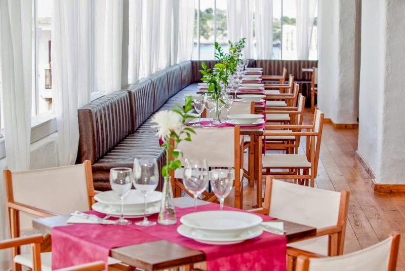 هتل Som Suret   Adults Only