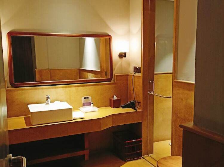 בית מלון כפרי The Amaya Resort Kolkata Nh6