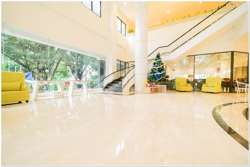 호텔 The Sunerra Bandung City Centre