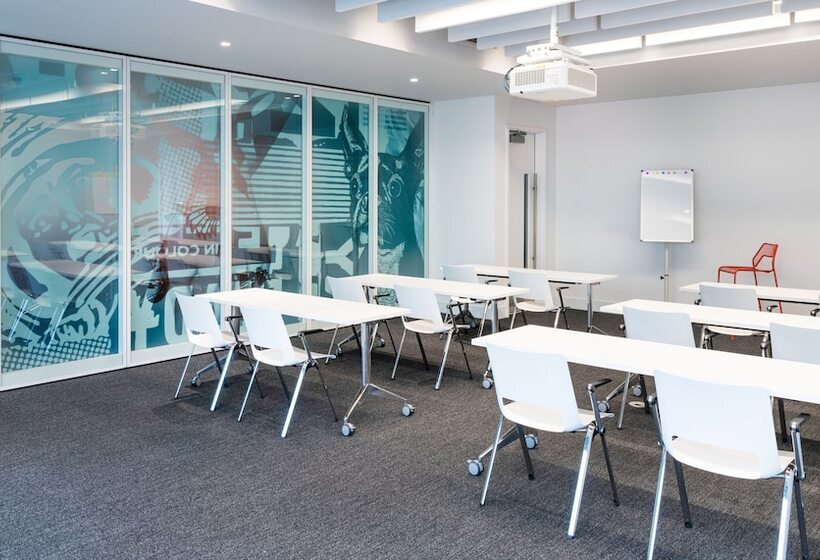 فندق Vance, Portland, A Tribute Portfolio