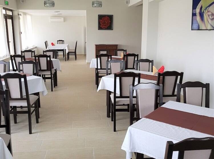 בית מלון כפרי Villa Lotus