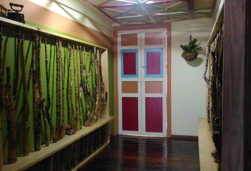 פנסיון Hostal Don Jose