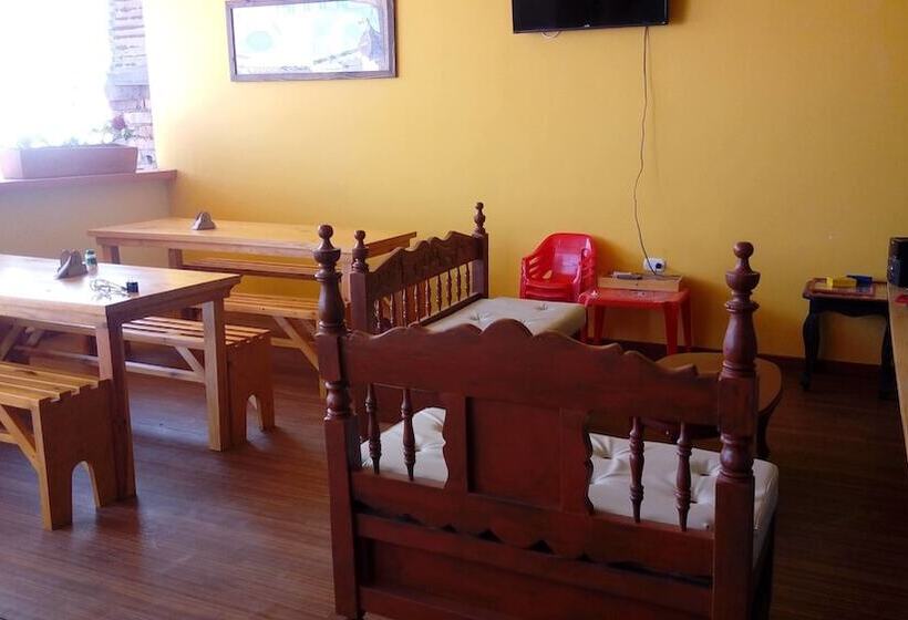 פנסיון Hostal Don Jose