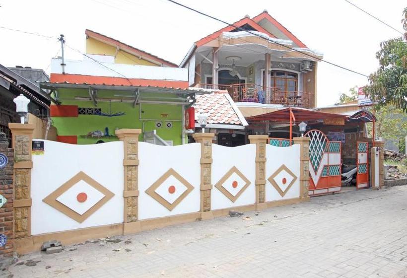 膳宿费 Reddoorz Near Mall Ambarukmo Yogyakarta