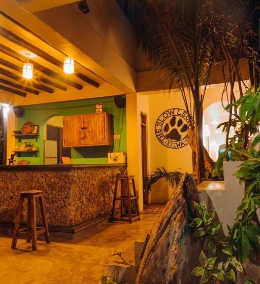 ユースホステル The Slow Leopard Kilwa