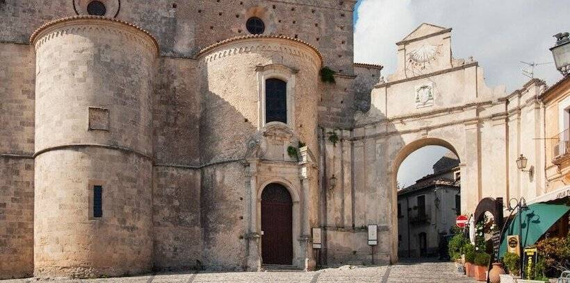 ベッドアンドブレックファースト Le Corti  Dimora Storica