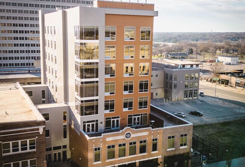 Cyrus Hotel, Topeka, A Tribute Portfolio