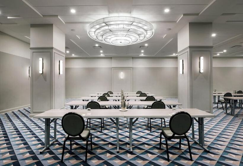 Cyrus Hotel, Topeka, A Tribute Portfolio