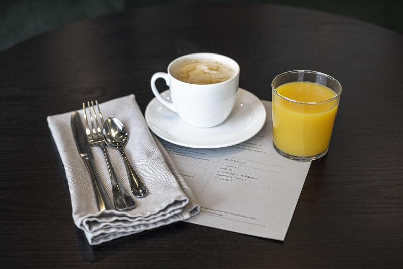 Cyrus Hotel, Topeka, A Tribute Portfolio