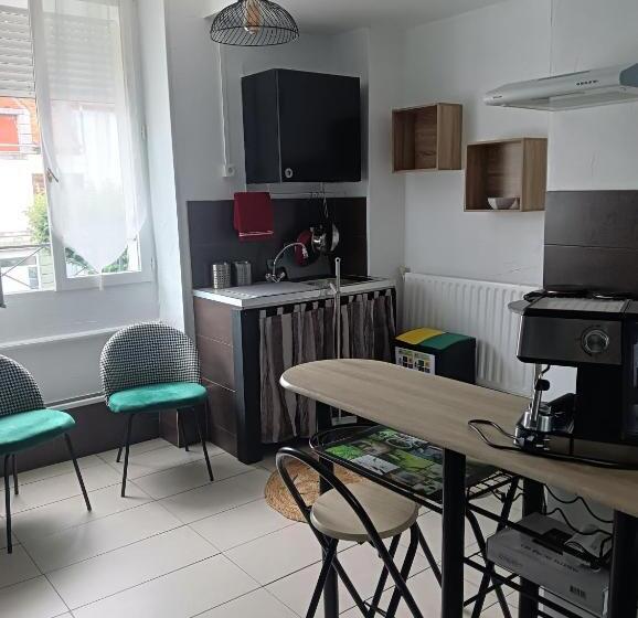 בית מלון כפרי Marie Claire La Grillade