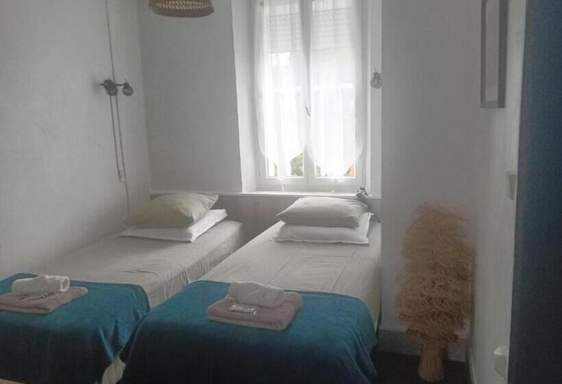 בית מלון כפרי Marie Claire La Grillade