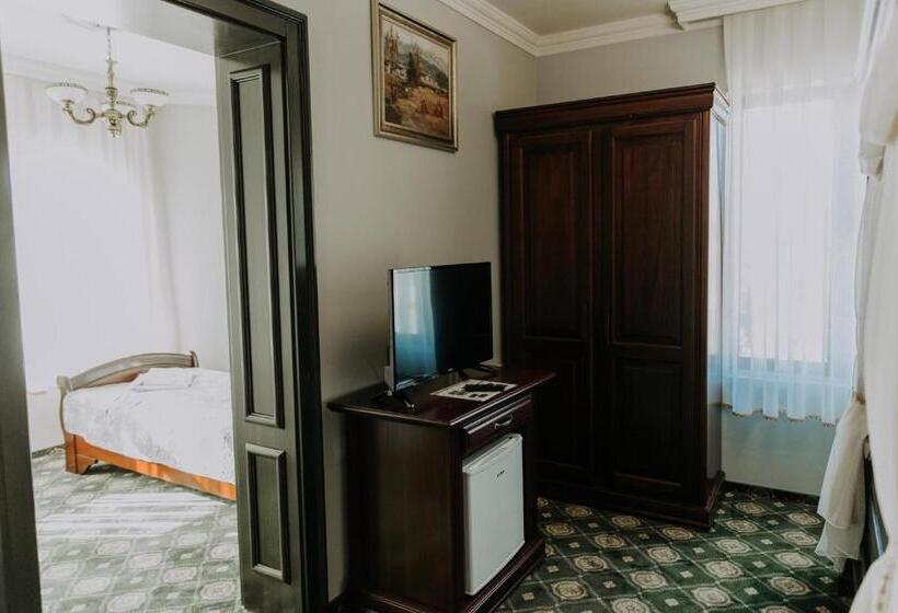 Отель Regal Beius