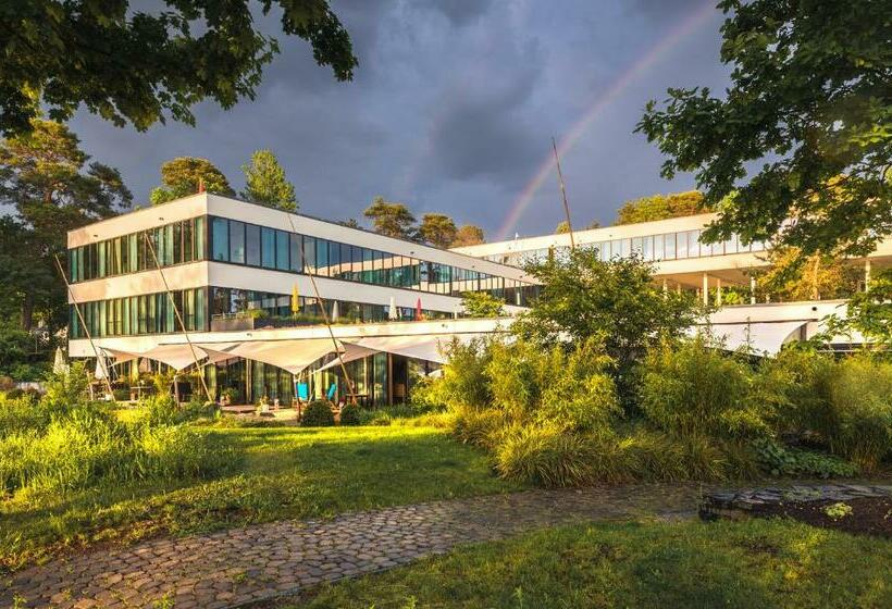 호텔 Sukhavati Apartments