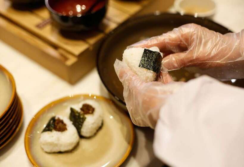 فندق The Shiroyama Terrace Tsuyama Villa