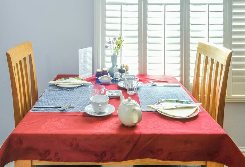 Musgrove House Bed & Breakfast