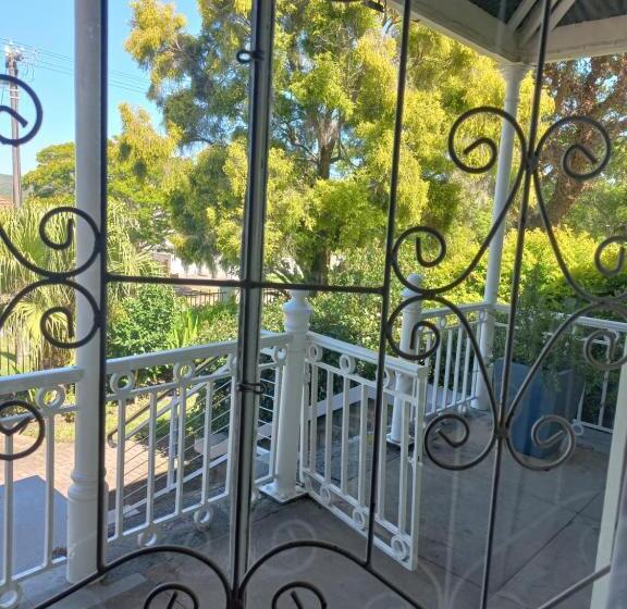 ペンション Dreamers Guesthouse   No Loadshedding