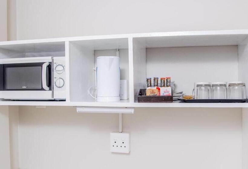 ペンション Dreamers Guesthouse   No Loadshedding