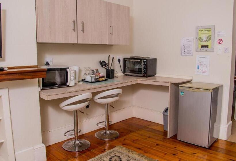 ペンション Dreamers Guesthouse   No Loadshedding