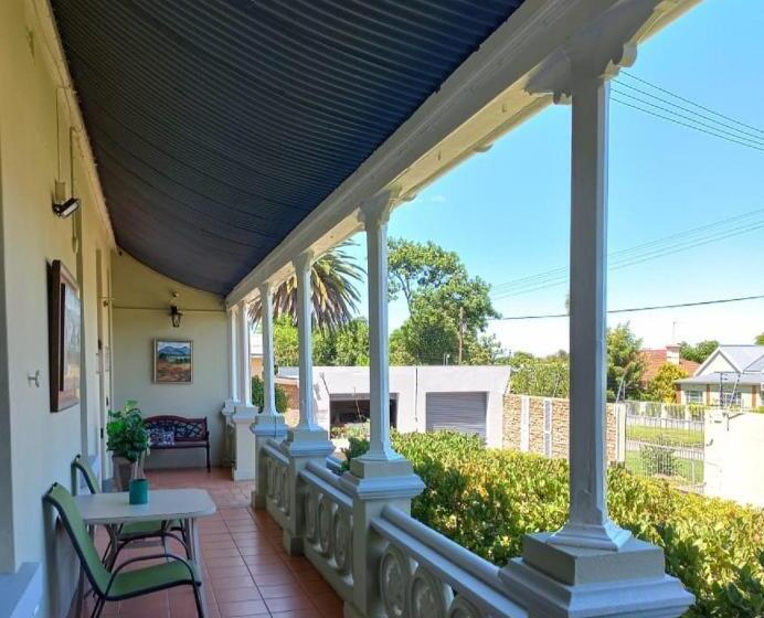 ペンション Dreamers Guesthouse   No Loadshedding