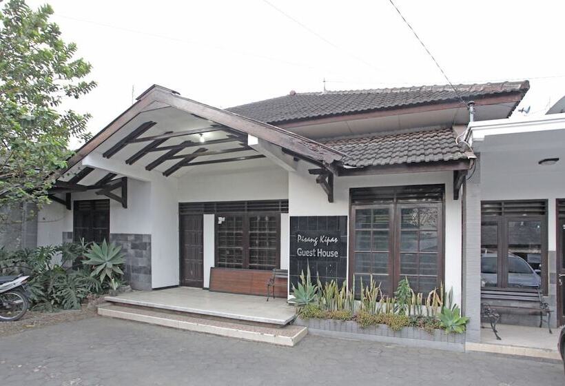 膳宿费 Reddoorz @ Soekarno Hatta 2