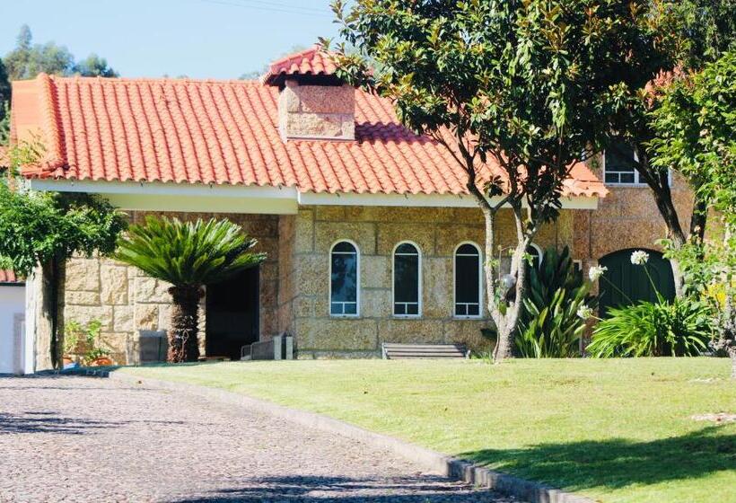 פנסיון The Oak´s Wolf Country House