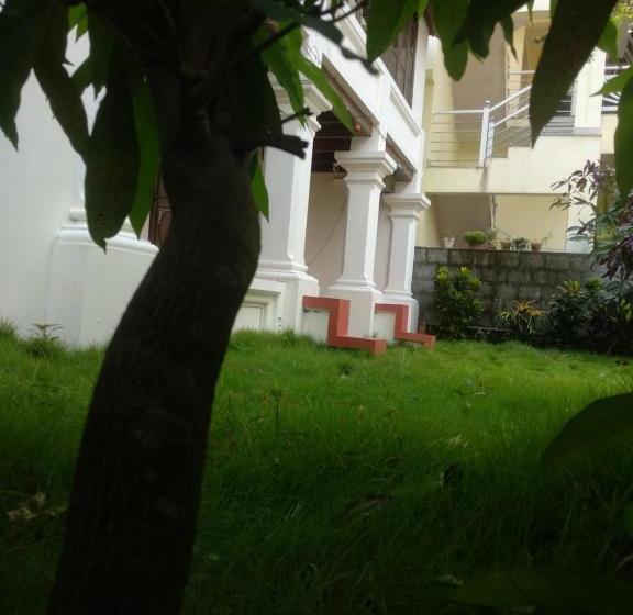 膳宿费 Verdant Heritage Bungalow