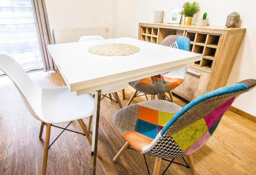 Platinum Rooms District 1 & 2